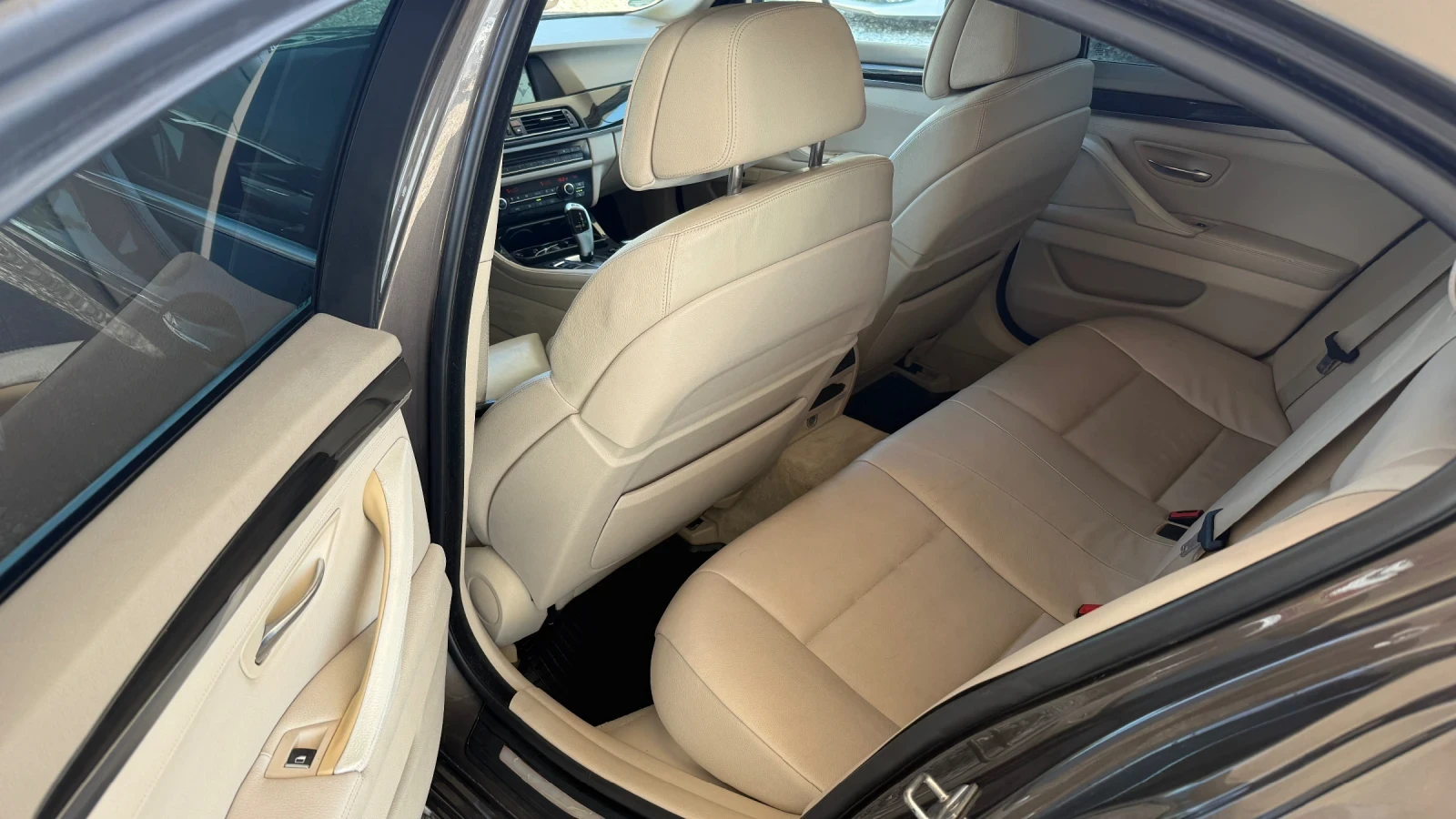 BMW 535 3.0 D 303 ps, снимка 9 - Автомобили и джипове - 55846435