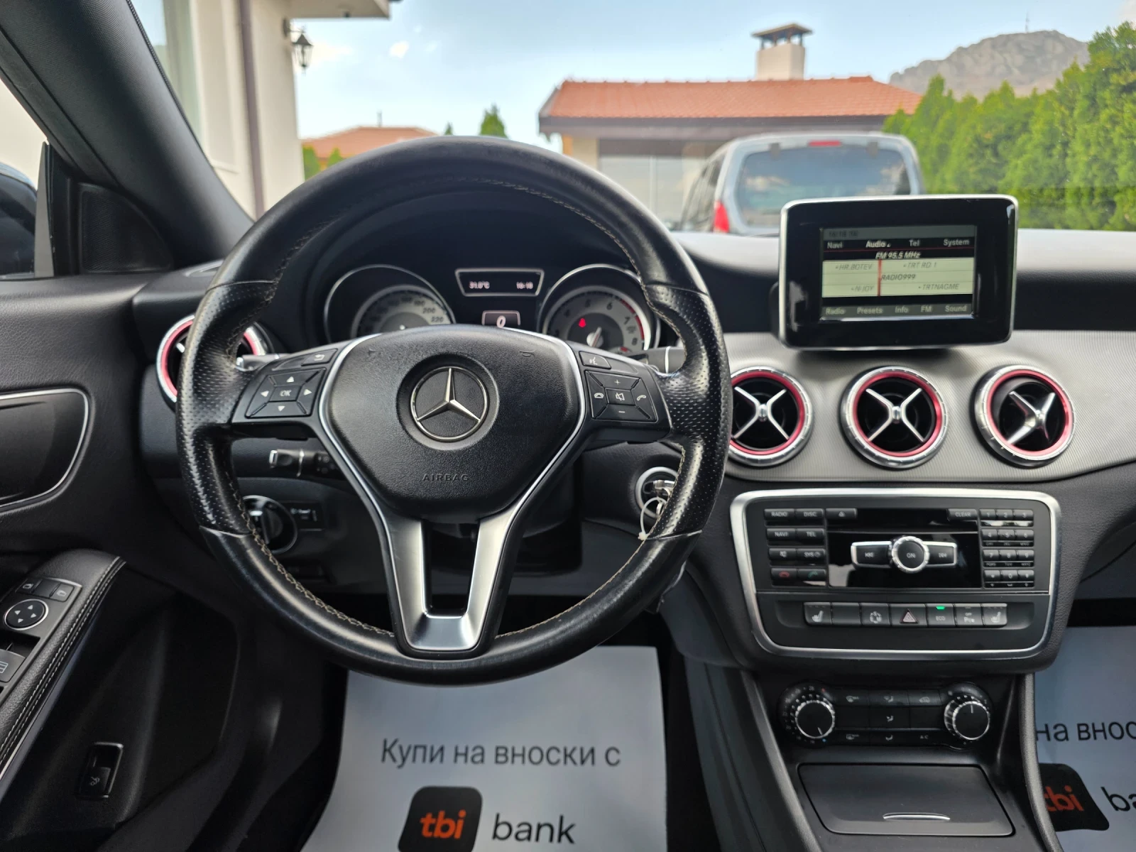 Mercedes-Benz CLA 180 1.6 , снимка 11 - Автомобили и джипове - 55922628