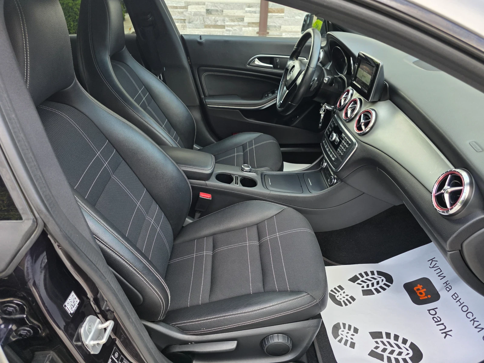 Mercedes-Benz CLA 180 1.6 , снимка 15 - Автомобили и джипове - 55922628