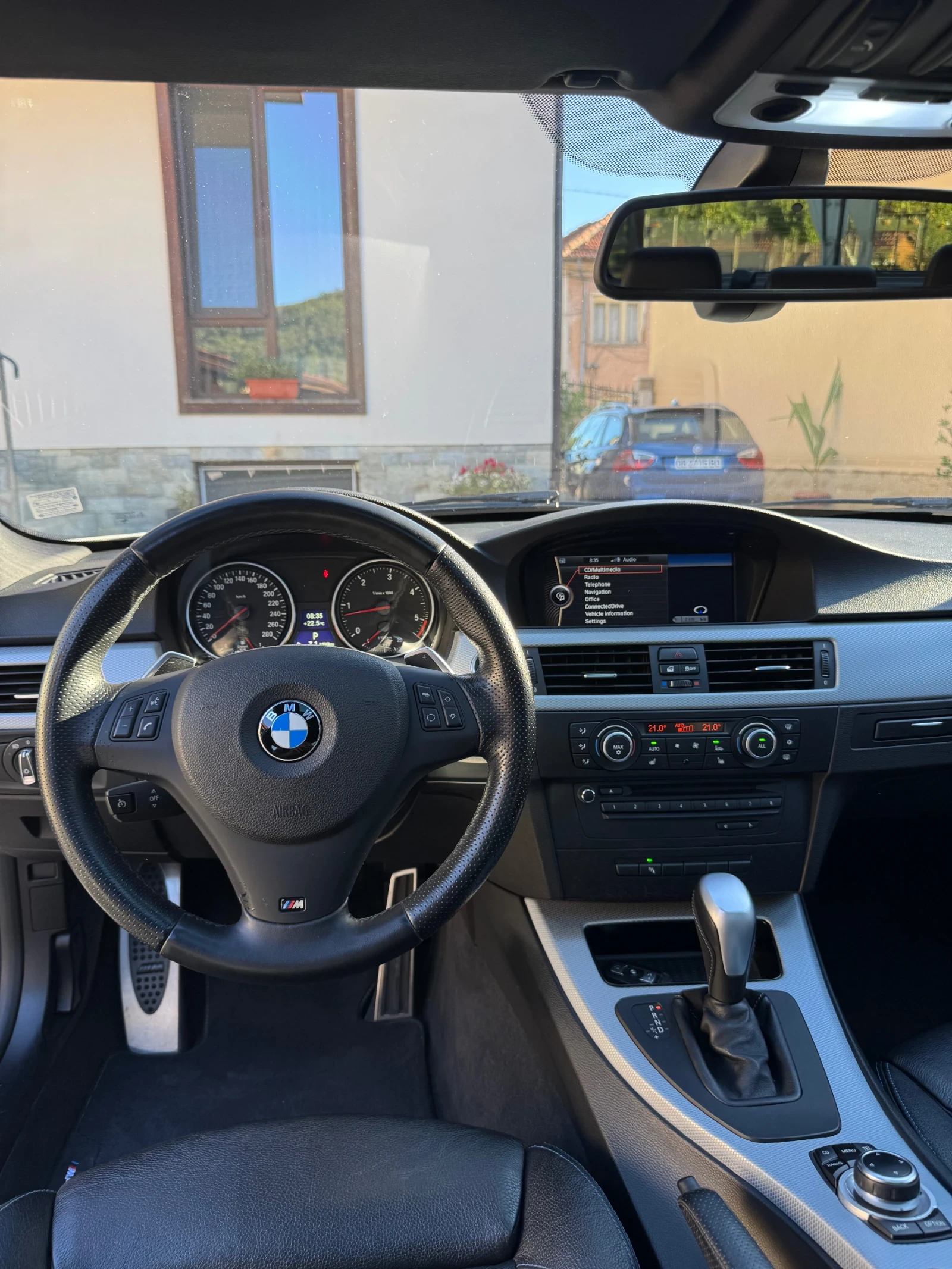 BMW 335, снимка 13 - Автомобили и джипове - 55970149