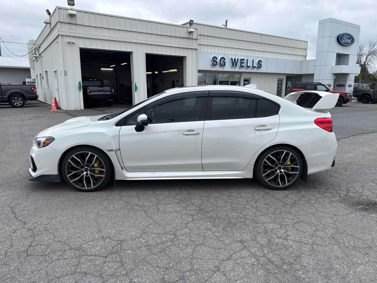 Subaru WRX * STI * CARFAX * ����� �� ����������� | Mobile.bg � ����������� 2