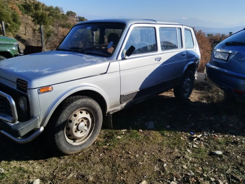 Lada Niva, снимка 1 - Автомобили и джипове - 48353008