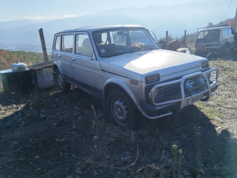 Lada Niva, снимка 17 - Автомобили и джипове - 48353008