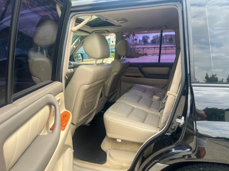 Toyota Land cruiser 100* FACE* 5ск.* 205000КМ!!!4.7 ГАЗ!, снимка 10 - Автомобили и джипове - 51170022