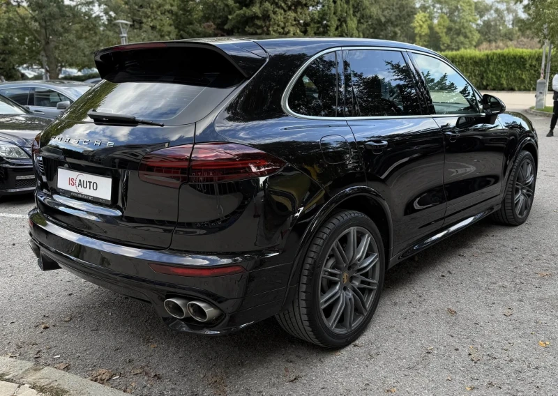 Porsche Cayenne 4.2TDI/RSE/Club Sport/PDLS/PCM/Sport Design/Камера, снимка 4 - Автомобили и джипове - 52031405