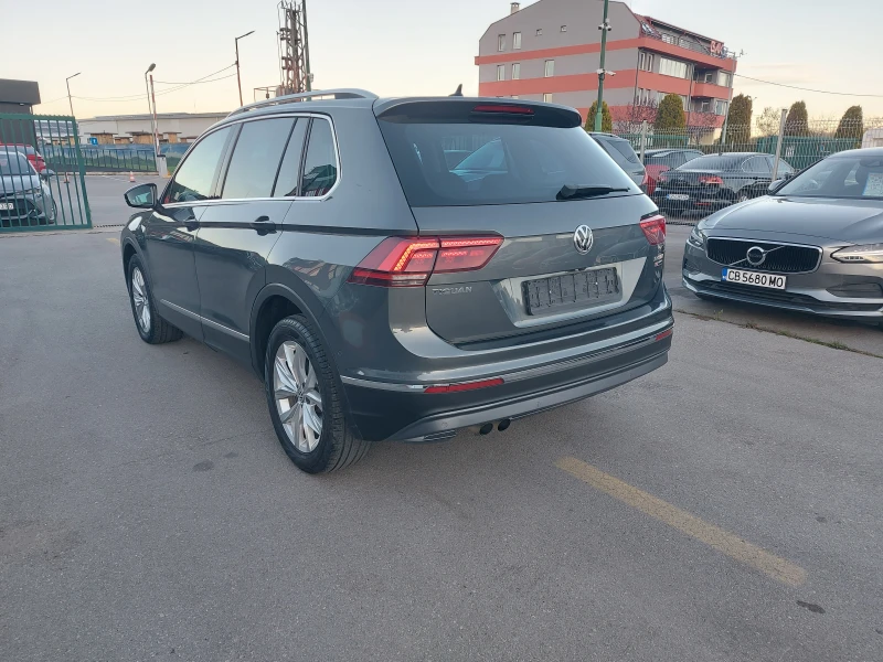 VW Tiguan 2.0 TDI* 190 к.с.* 4 MOTION* HIGHLINE, снимка 5 - Автомобили и джипове - 52404005