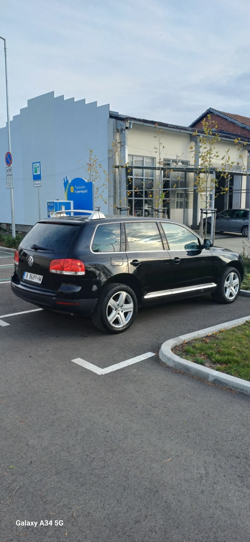 VW Touareg, снимка 7 - Автомобили и джипове - 52493354