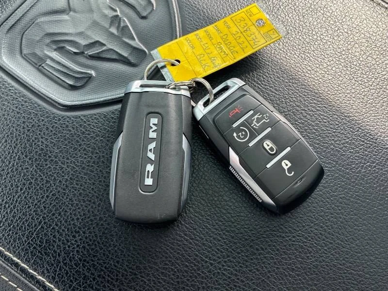 Dodge RAM 1500 * Rebel * 5'7 BOX * HEMI * CARFAX, снимка 10 - Автомобили и джипове - 55951095