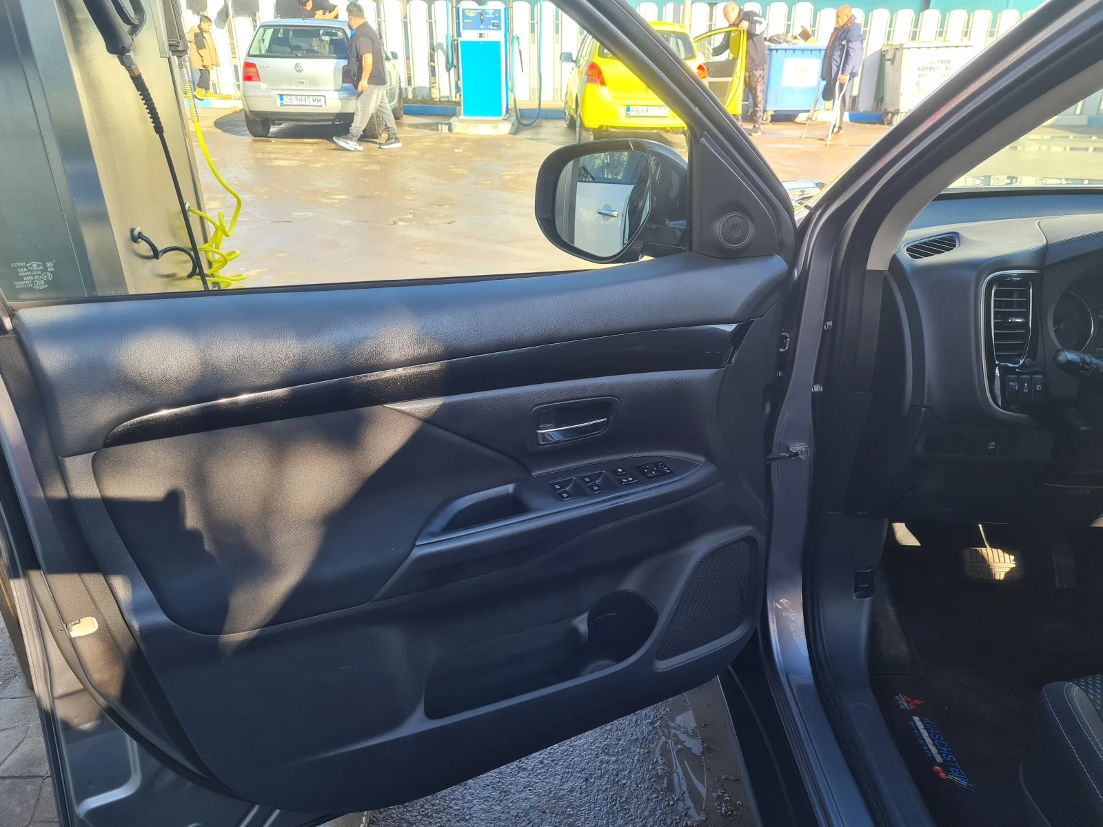 Mitsubishi Outlander  - изображение 2