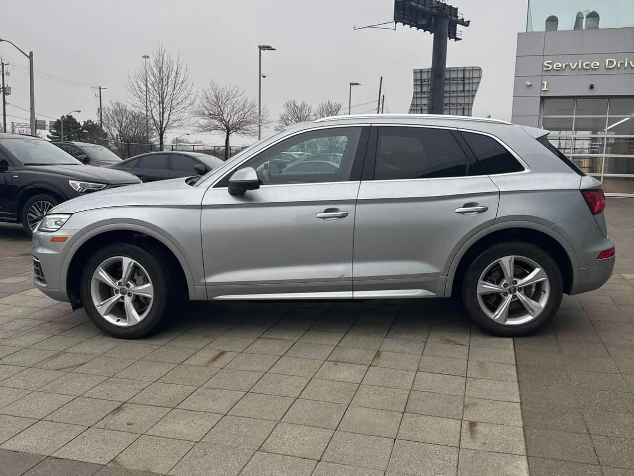 Audi Q5 * Progressiv * CARFAX * ���� �� �� | Mobile.bg � ����������� 3