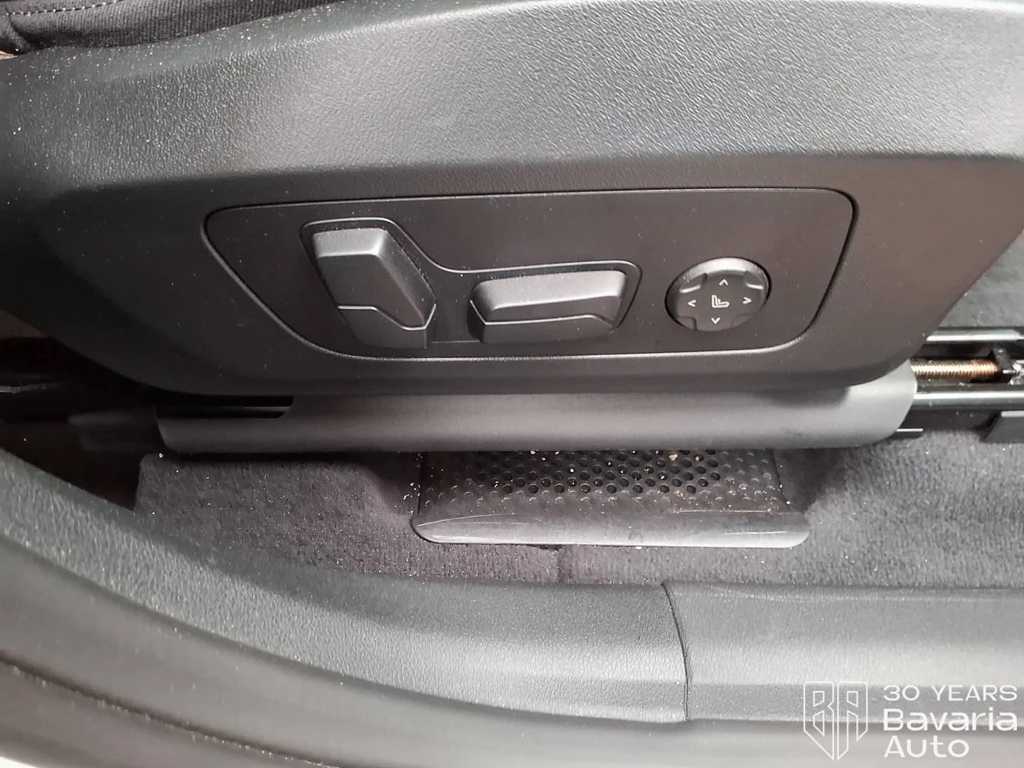 BMW X1 20d xDrive M Sport Paket Steptronic, снимка 14 - Автомобили и джипове - 55103303