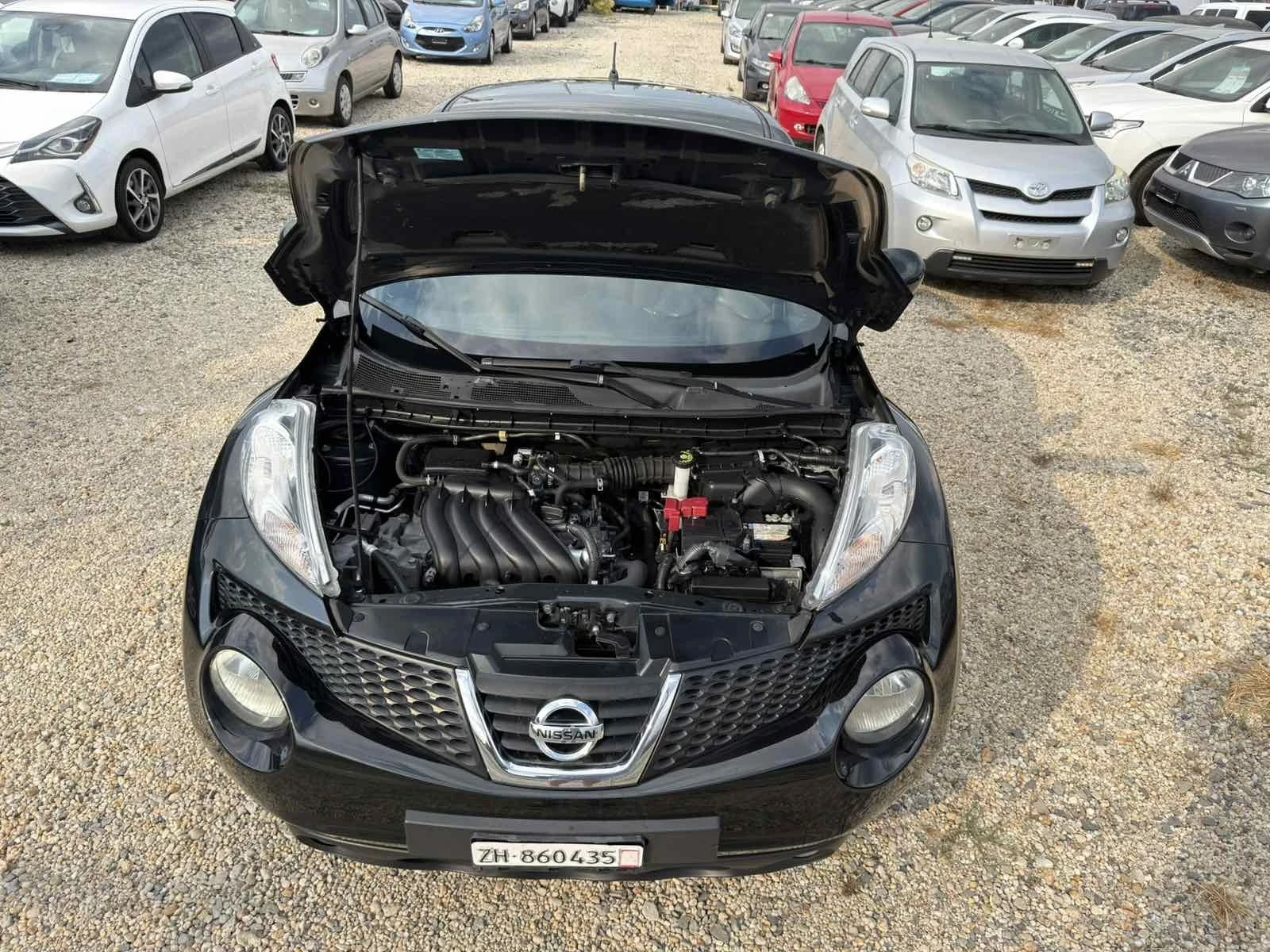 Nissan Juke 1.6i Swiss, снимка 4 - Автомобили и джипове - 55149107