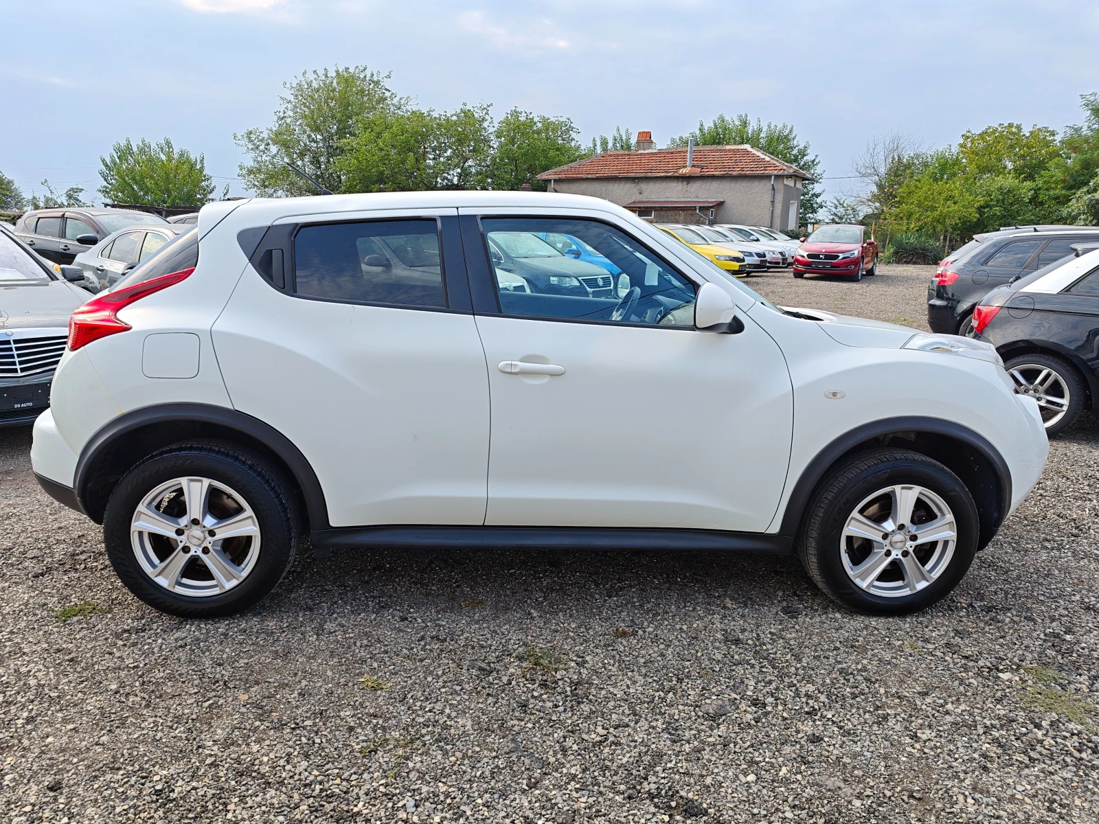 Nissan Juke 1.5DCI, снимка 6 - Автомобили и джипове - 55751838