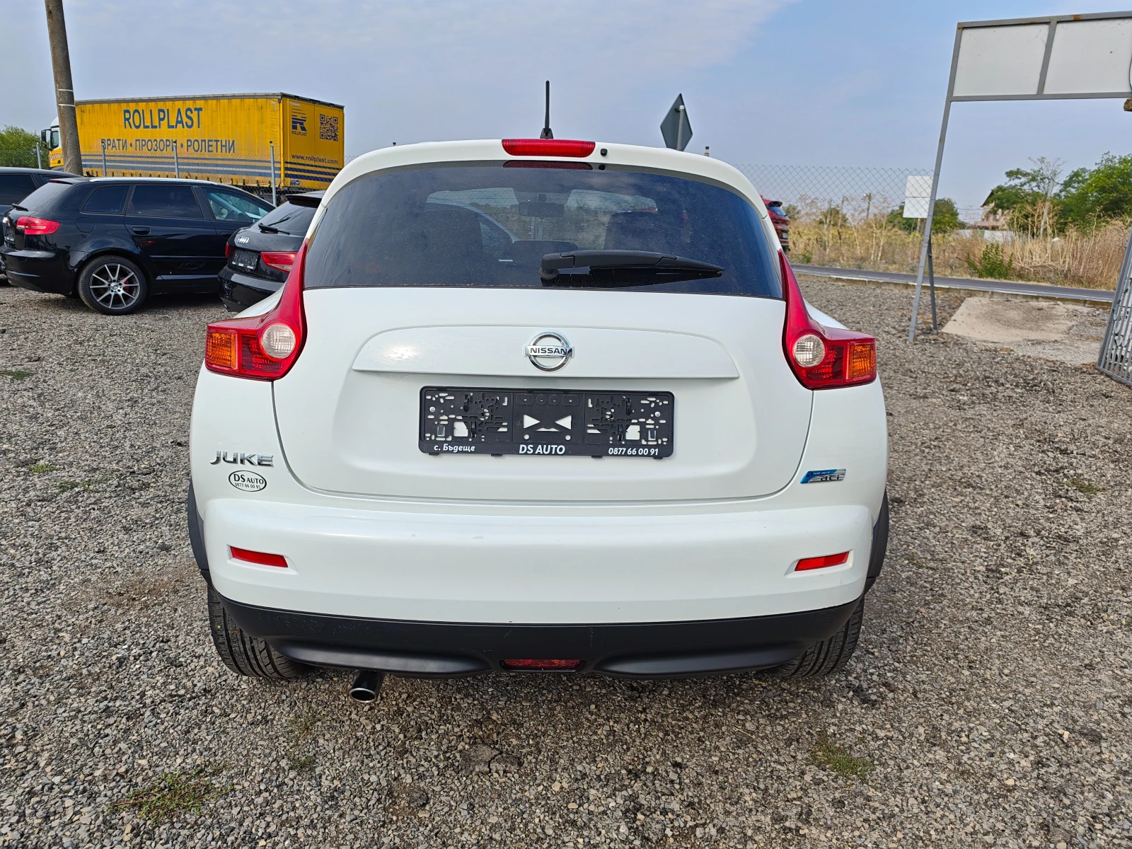 Nissan Juke 1.5DCI, снимка 4 - Автомобили и джипове - 55751838