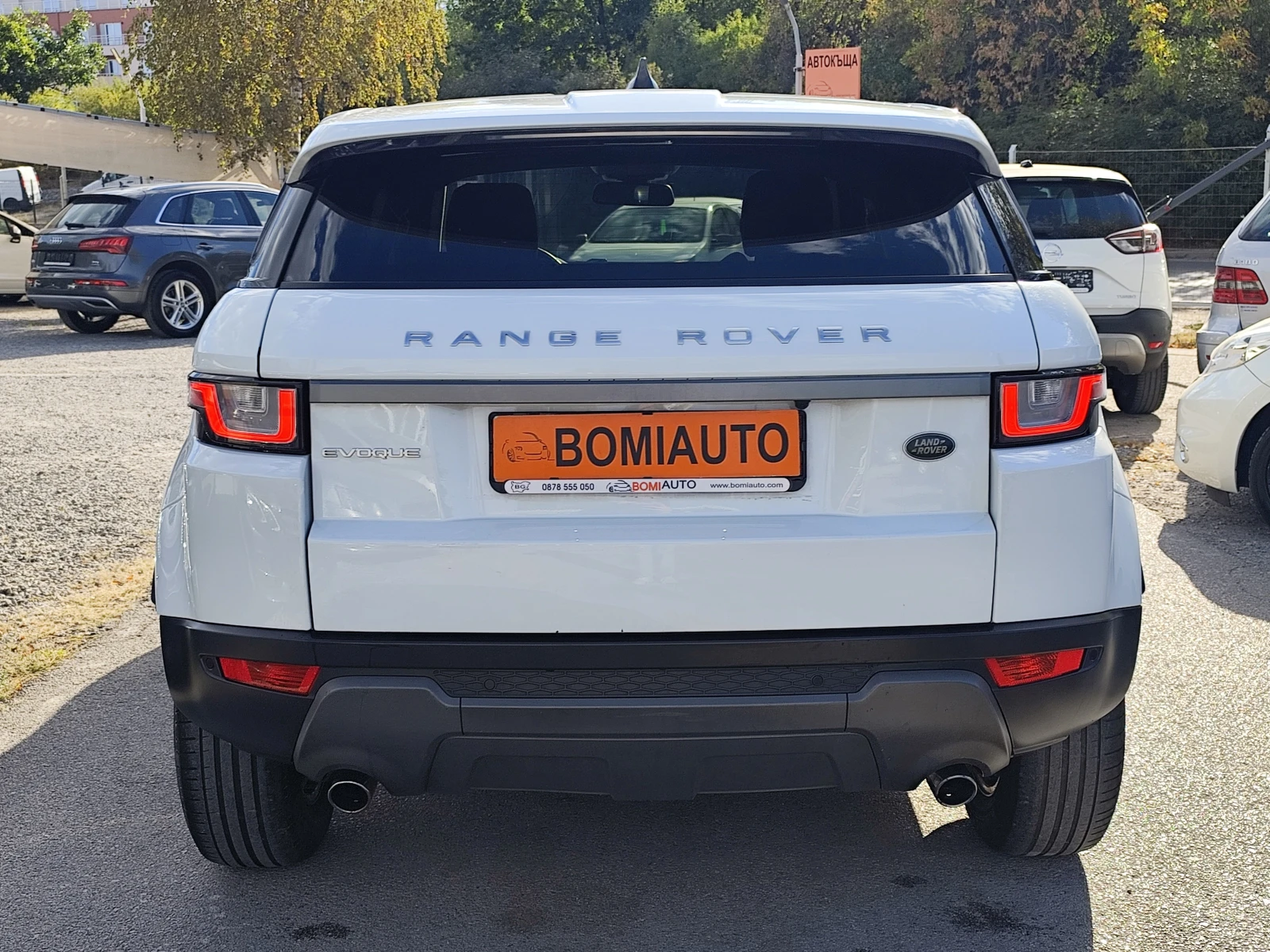 Land Rover Range Rover Evoque 2.0D/4X4/EURO6B/LED/XENON, снимка 5 - Автомобили и джипове - 56214108
