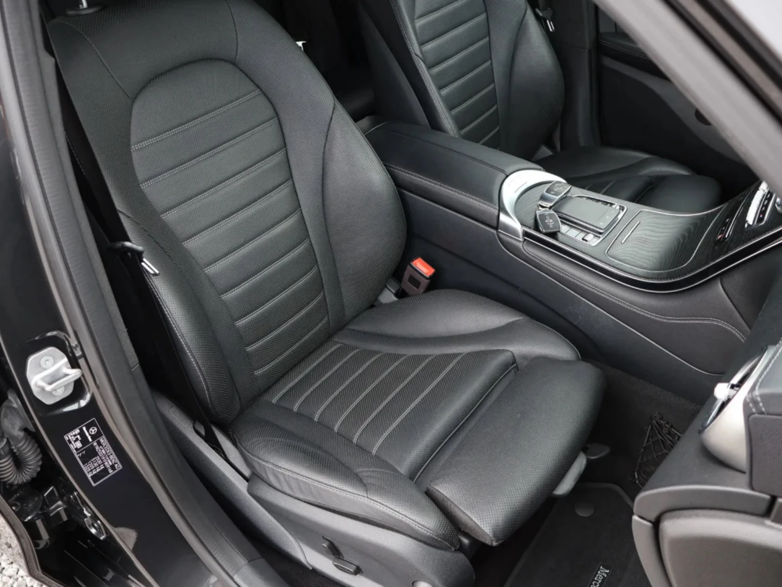 Mercedes-Benz GLC 300 AMG/360 /���������� � ���������/BURMASTER/KEY LESS | Mobile.bg � ����������� 12