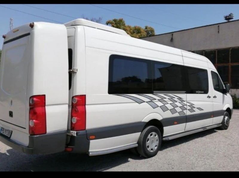 VW Crafter Пътнически, снимка 7 - Бусове и автобуси - 47265381