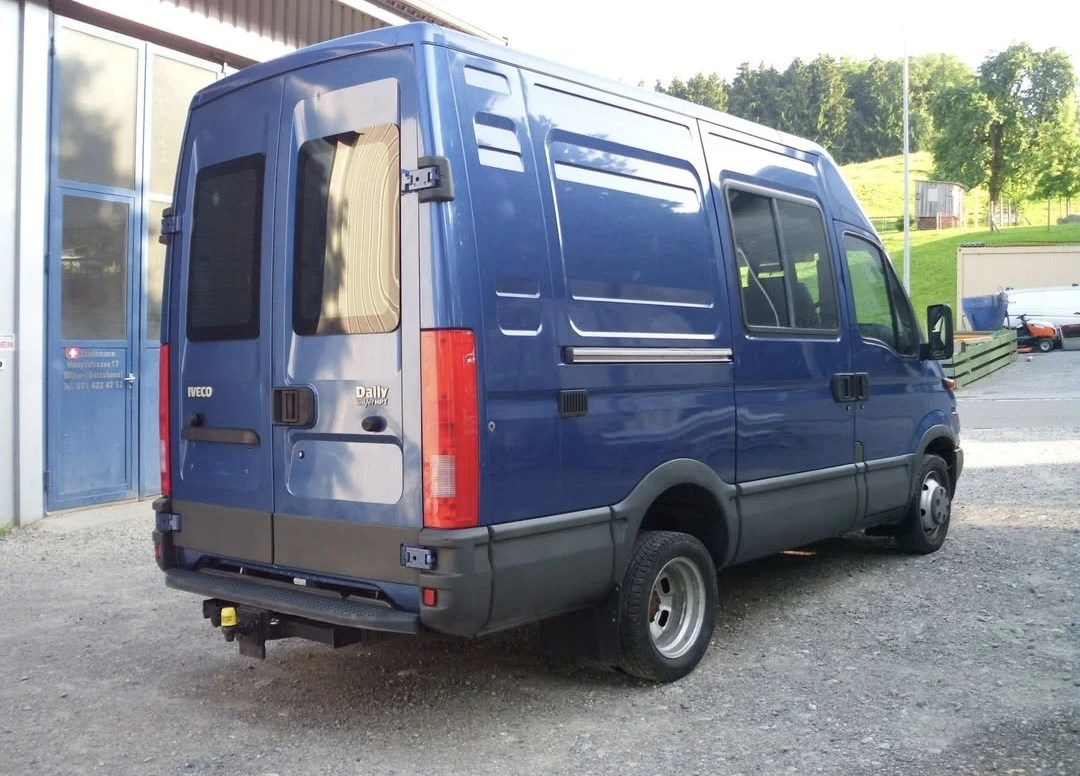 Iveco Daily 35c15* КЛИМАТИК* 5места* ШВЕЙЦАРИЯ* 115.000км.*  - изображение 3
