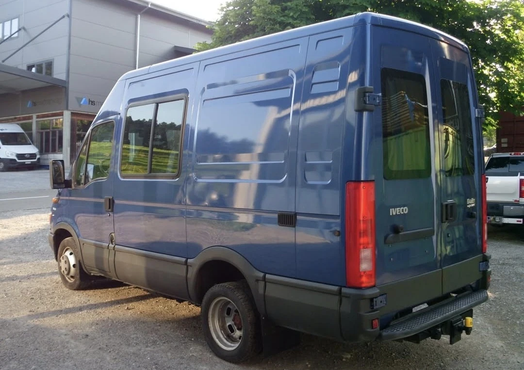 Iveco Daily 35c15* КЛИМАТИК* 5места* ШВЕЙЦАРИЯ* 115.000км.*  - изображение 2