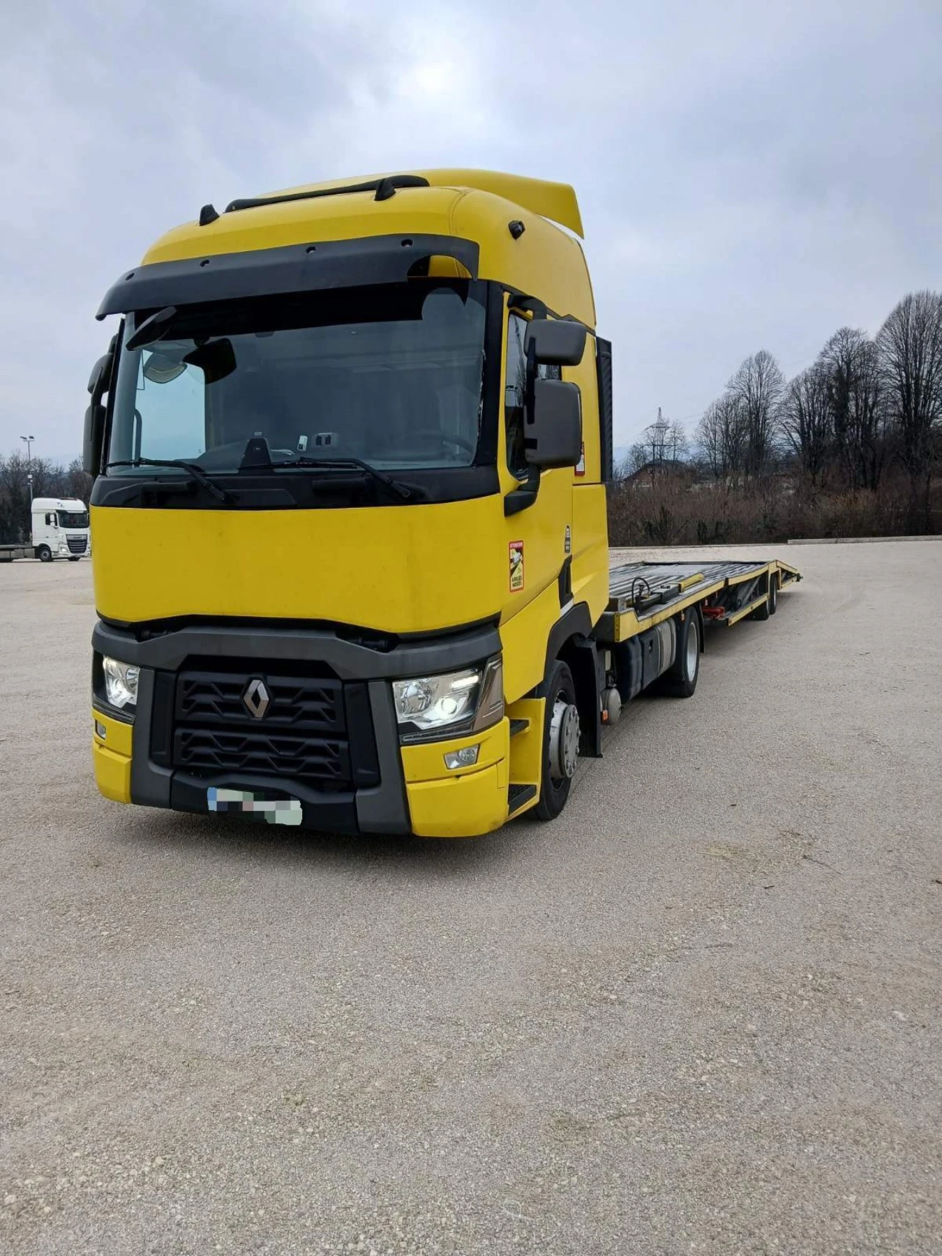 Renault T  380 - изображение 3