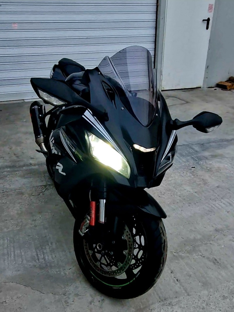 Kawasaki Ninja ZX10R, снимка 3 - Мотоциклети и мототехника - 44853852