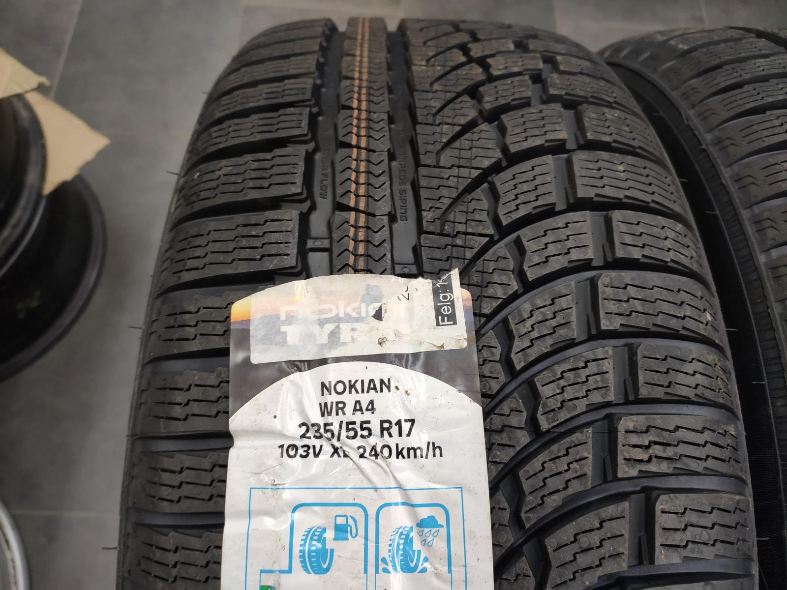  235/55R17 | Mobile.bg   3