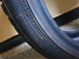 Гуми Зимни 205/45R17, снимка 4 - Гуми и джанти - 52513838