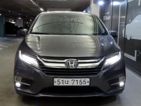 Honda Odyssey 3.5  7 места, снимка 2