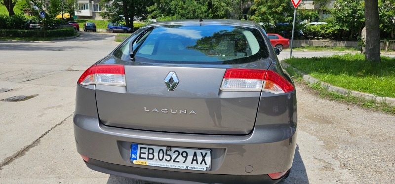 Renault Laguna 3, 2.0 DCi, снимка 7 - Автомобили и джипове - 46089202