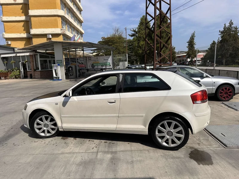 Audi A3 2.0 тди, снимка 5 - Автомобили и джипове - 47432329