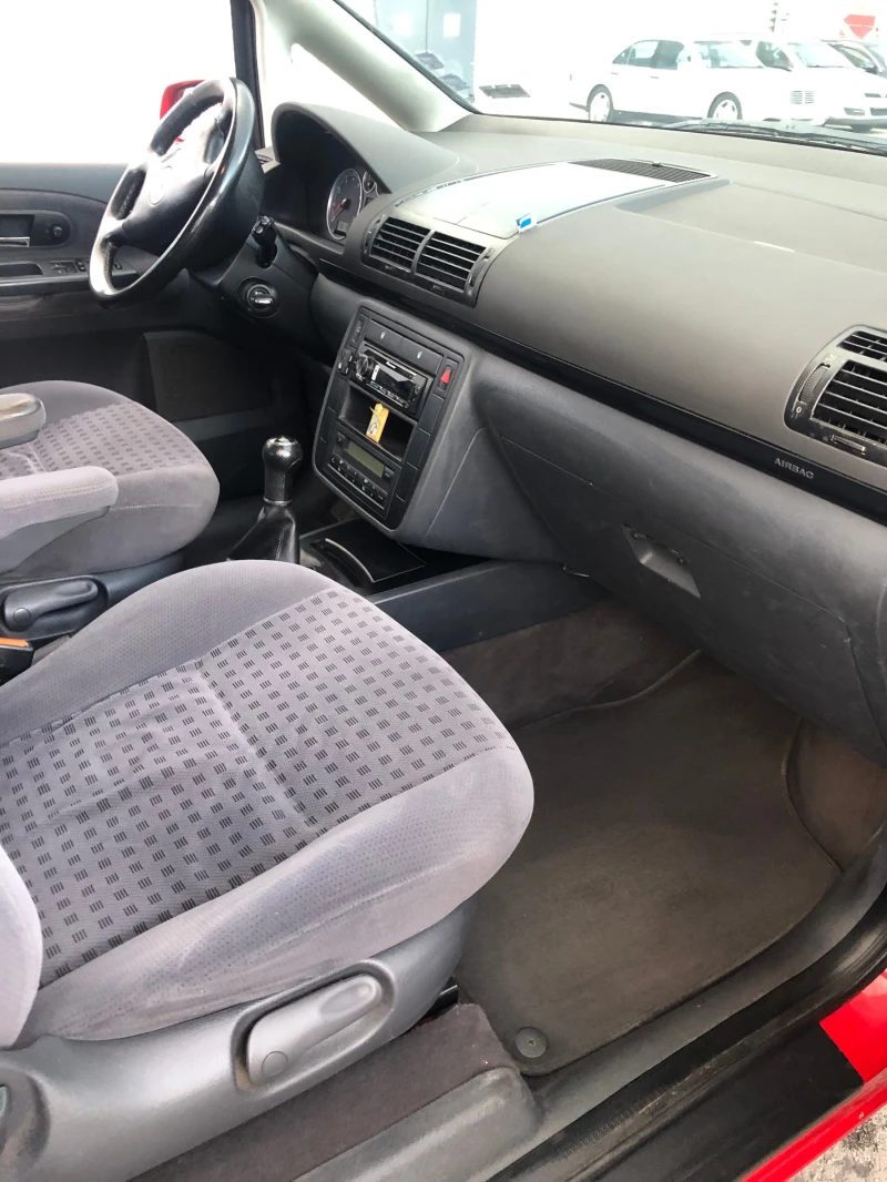 VW Sharan, снимка 13 - Автомобили и джипове - 47497064