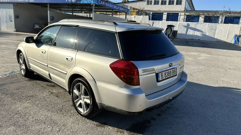 Subaru Outback, снимка 5 - Автомобили и джипове - 47814028