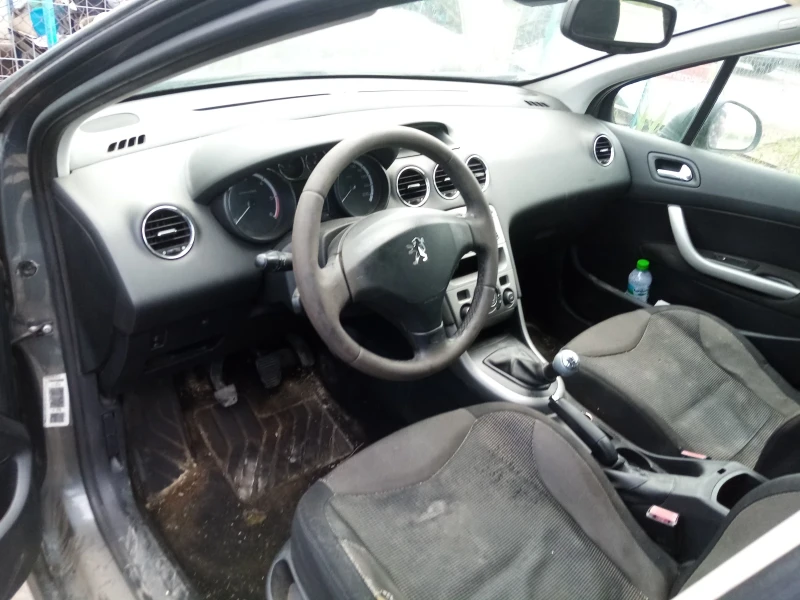 Peugeot 308 1.6 HDI, снимка 6 - Автомобили и джипове - 52167676