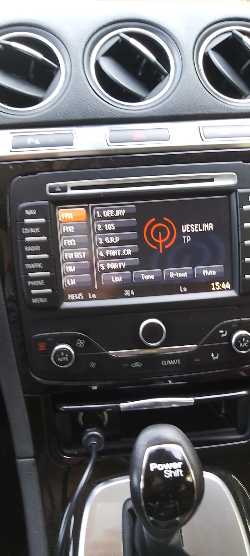 Ford S-Max TITANIUM 2.0 TDCI 163CV PS, снимка 12 - Автомобили и джипове - 52206848