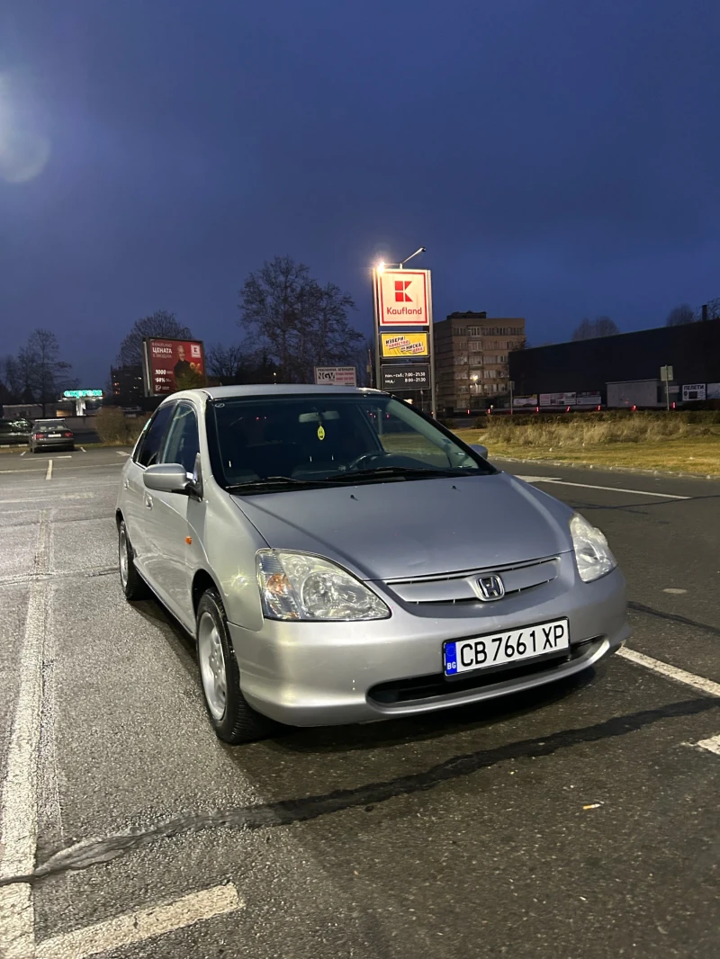 Honda Civic 1.6i v-tec, снимка 2 - Автомобили и джипове - 52858099