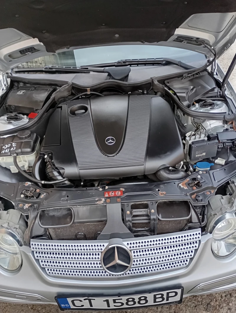 Mercedes-Benz C 220 Facelift, снимка 7 - Автомобили и джипове - 52702403