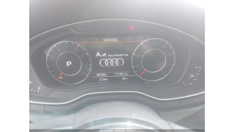 Audi A4 Premium, снимка 12 - Автомобили и джипове - 52656357