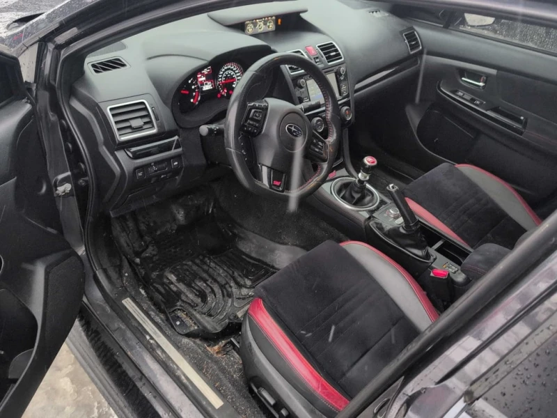Subaru WRX * STI Sport * CARFAX * БЕЗ ПЪРВОНАЧАЛНА ВНОСКА, снимка 4 - Автомобили и джипове - 52892665