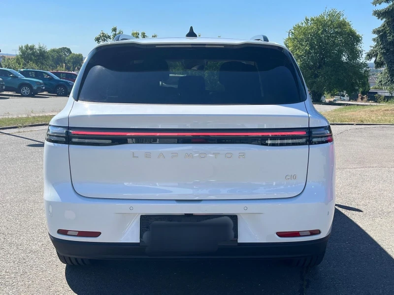 Leapmotor C10 BEV Design , снимка 5 - Автомобили и джипове - 53156704