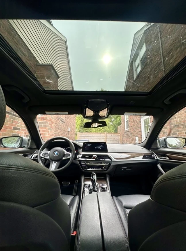 BMW 530 xDrive/display key/keyless/подгрев/панорама/лизинг - изображение 7