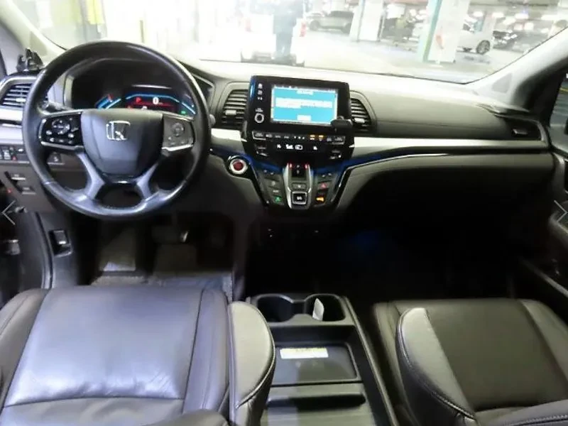 Honda Odyssey 3.5  7 места, снимка 10 - Автомобили и джипове - 55717102