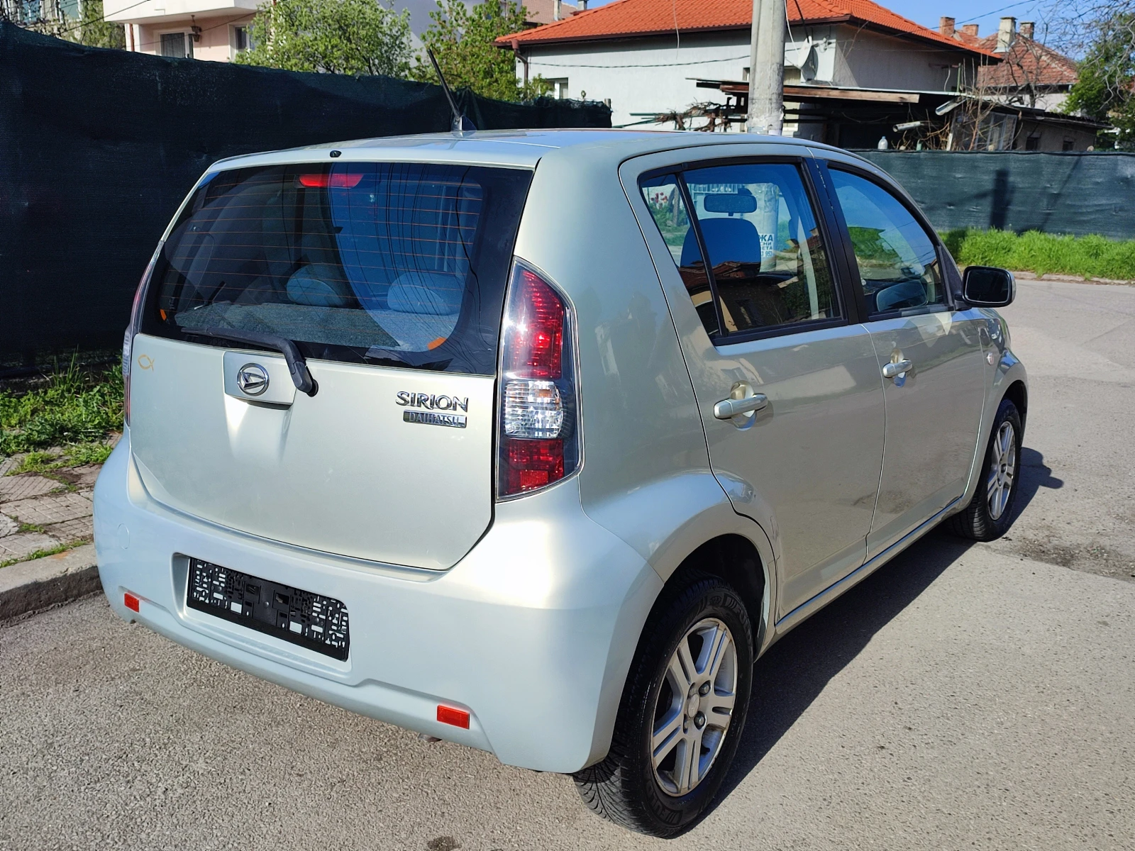 Daihatsu Sirion 1.3i-91kc-КЛИМА-ФЕЙС-ЕВРО4 - изображение 4