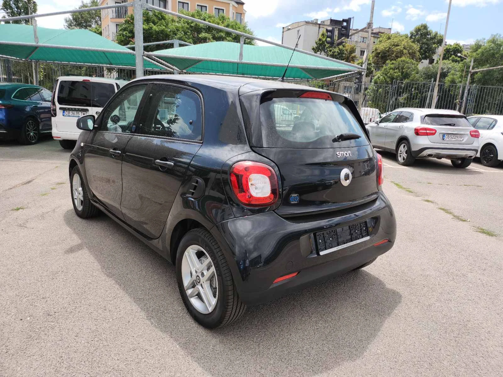 Smart Forfour Седан - изображение 4