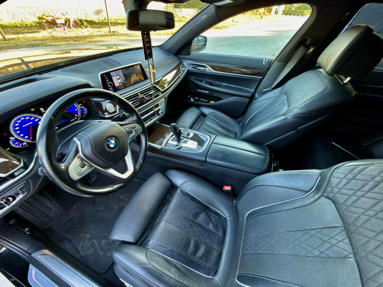 BMW 730  - изображение 10