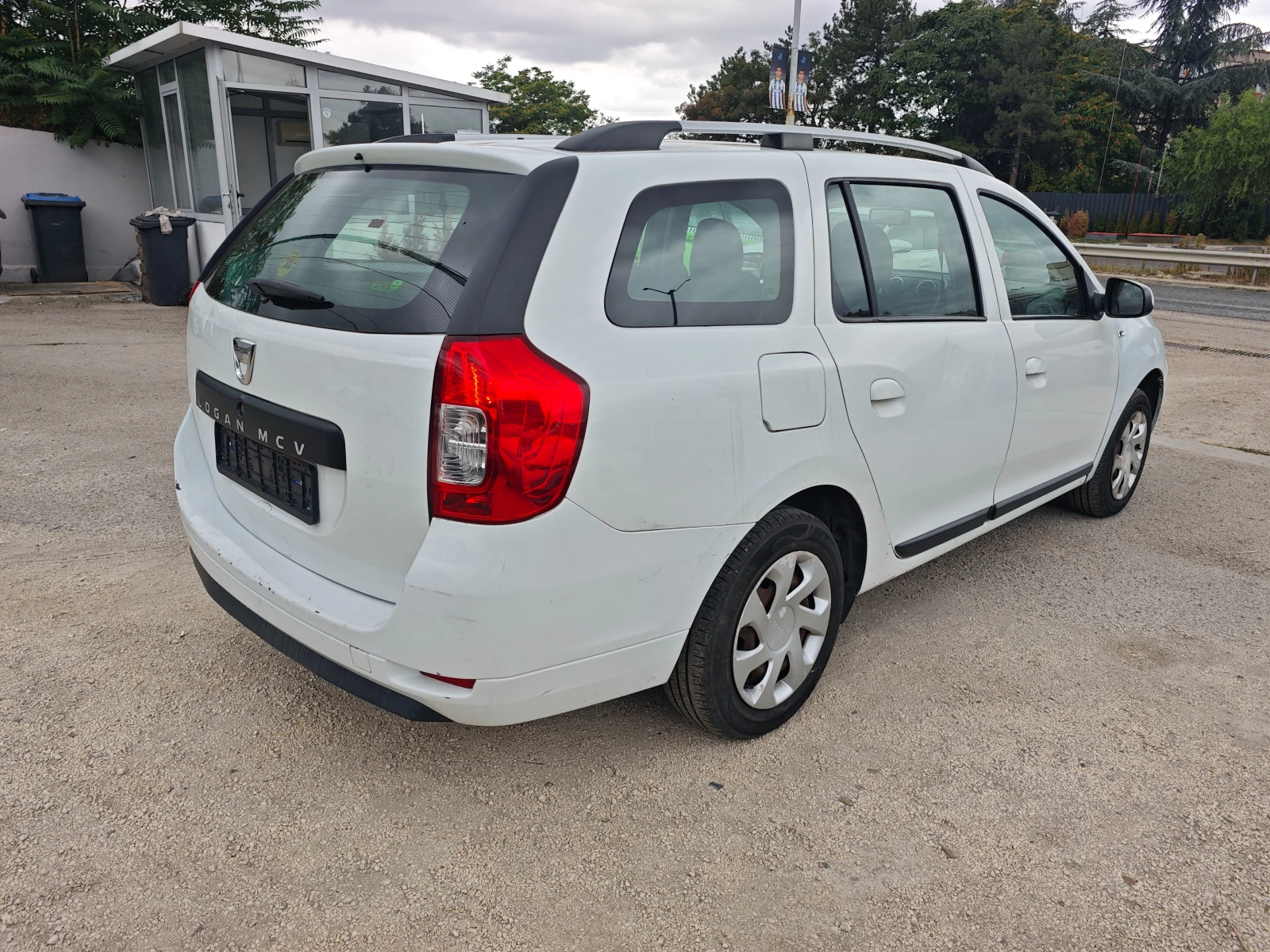 Dacia Logan 1.5dci 90кс - изображение 4