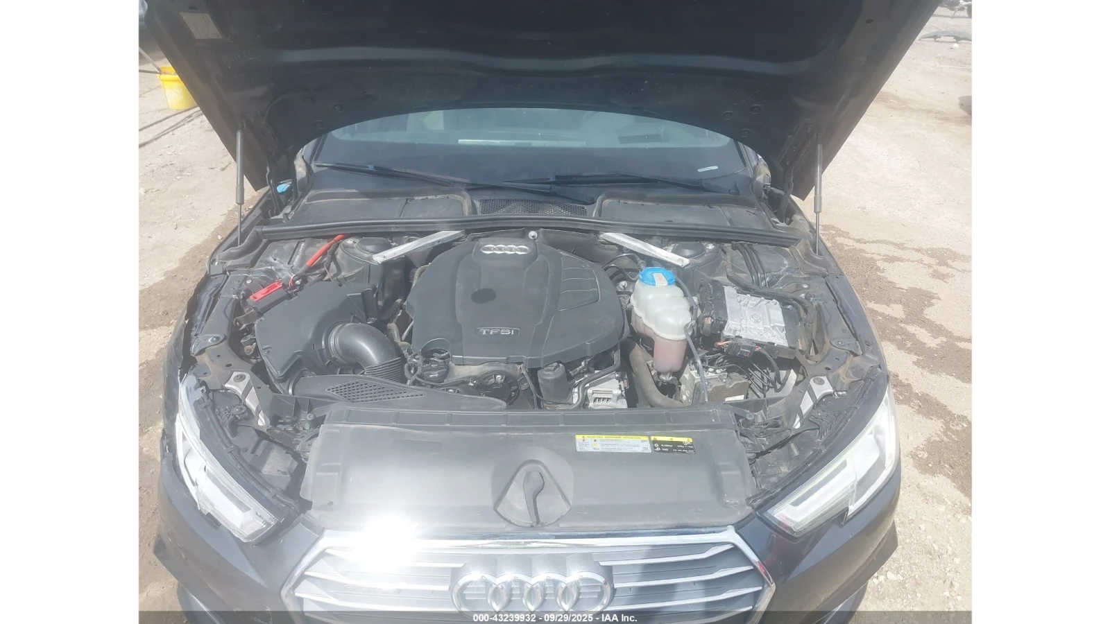 Audi A4 Premium - изображение 2