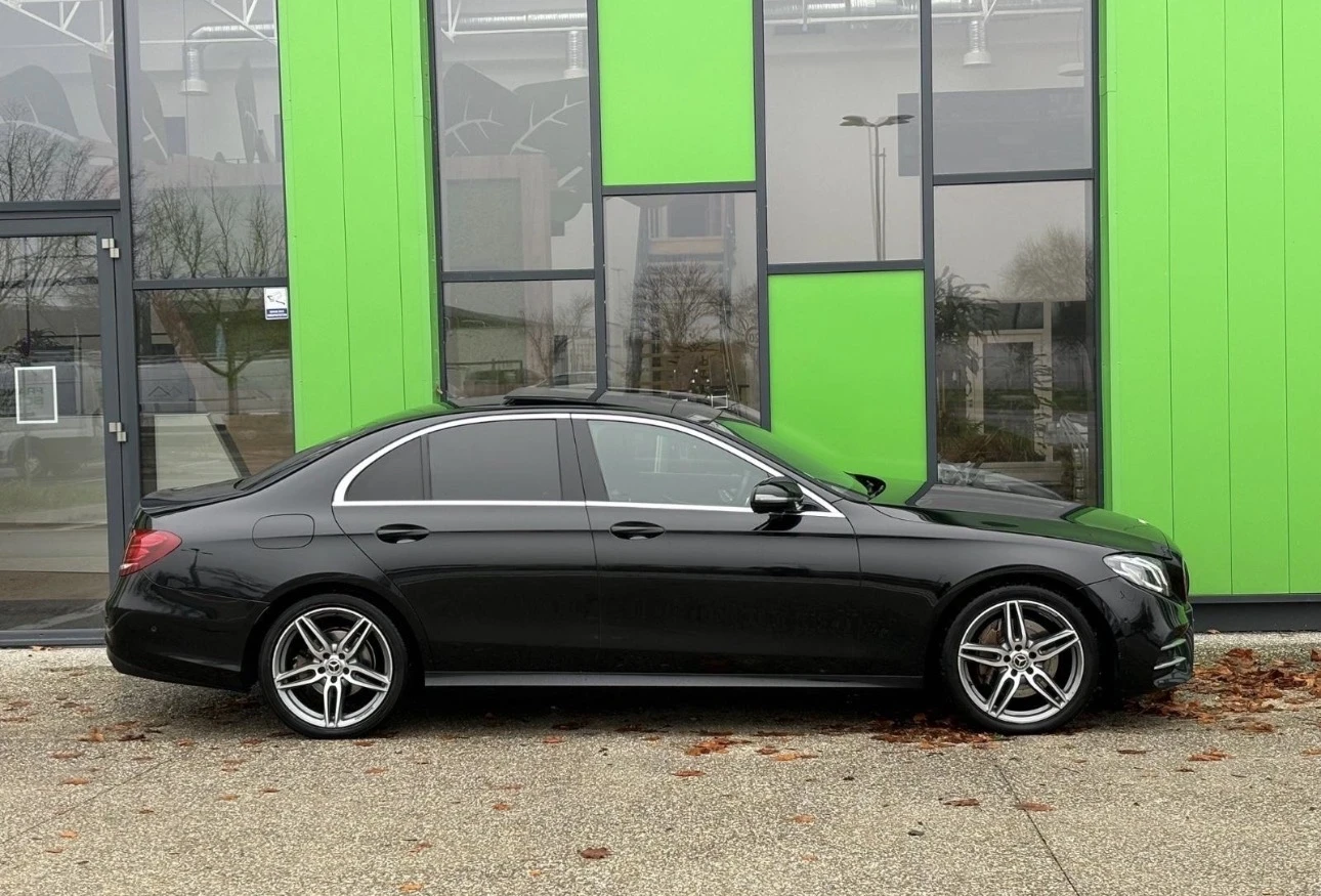 Mercedes-Benz E 200 AMG, снимка 10 - Автомобили и джипове - 54527175