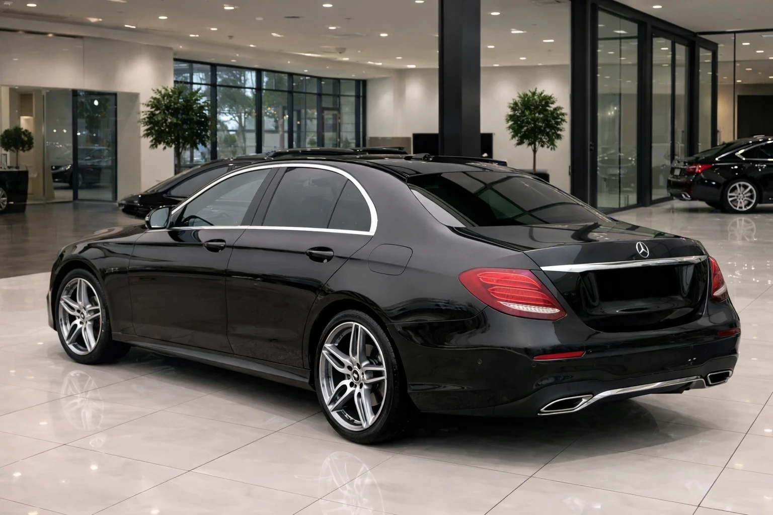 Mercedes-Benz E 200 AMG, снимка 6 - Автомобили и джипове - 54649283