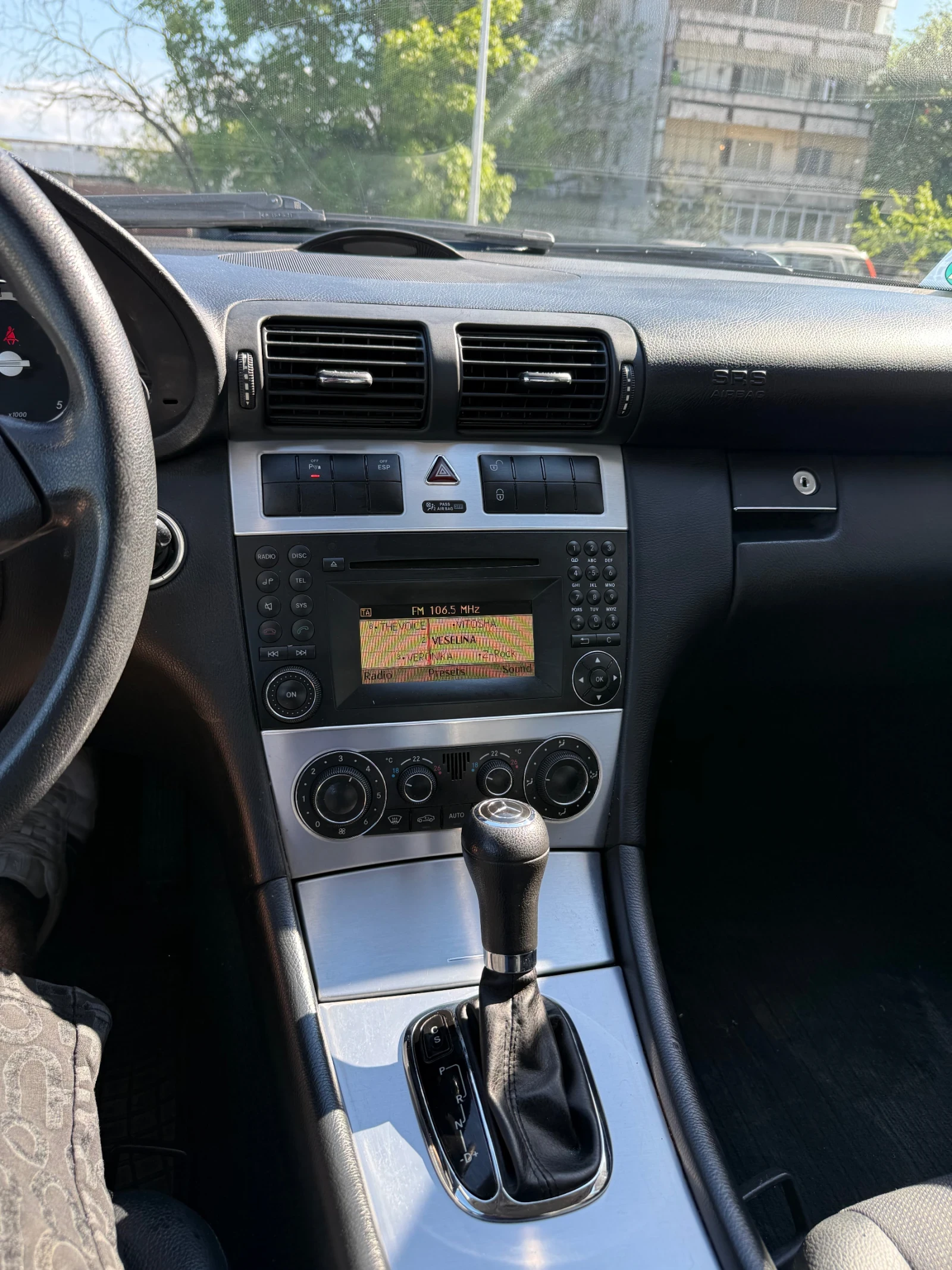Mercedes-Benz CLC 220 2.2 646 Автоматик, снимка 9 - Автомобили и джипове - 54442327