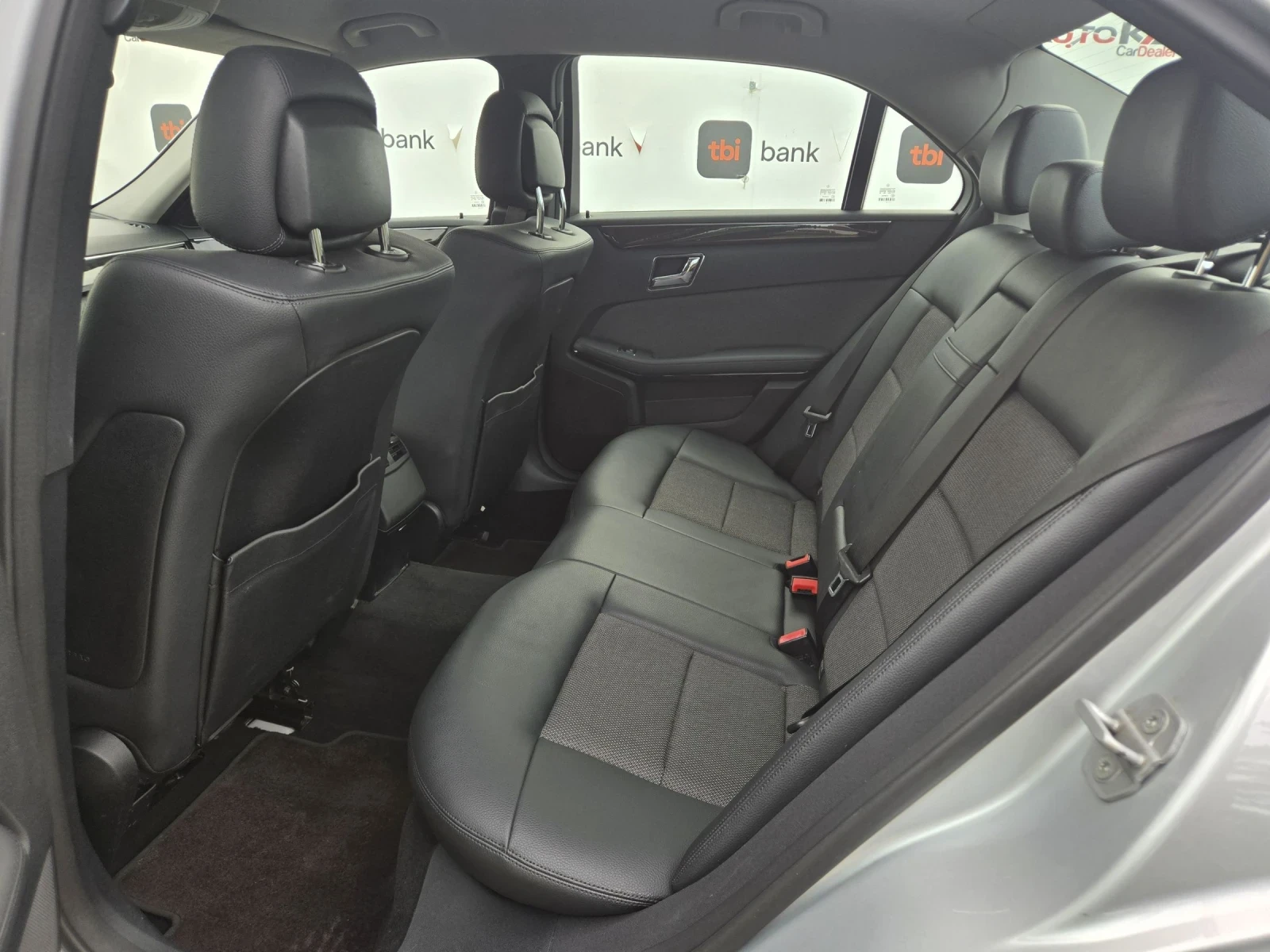 Mercedes-Benz E 220 2.2CDI-170кс= АВТОМАТ= КСЕНОН= НАВИ= AVANTGARDE, снимка 9 - Автомобили и джипове - 54544170
